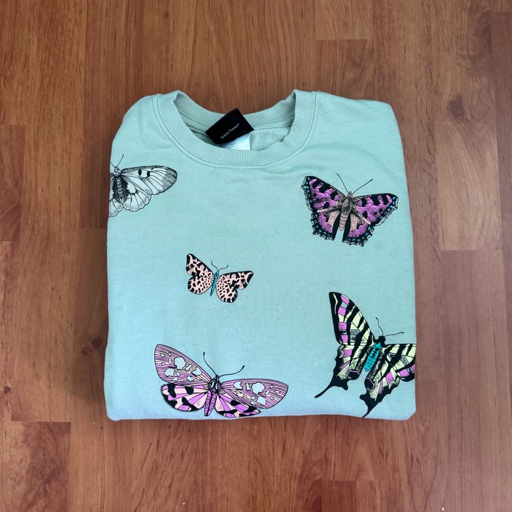 Special Thanks Butterfly Graphic Sweatshirt